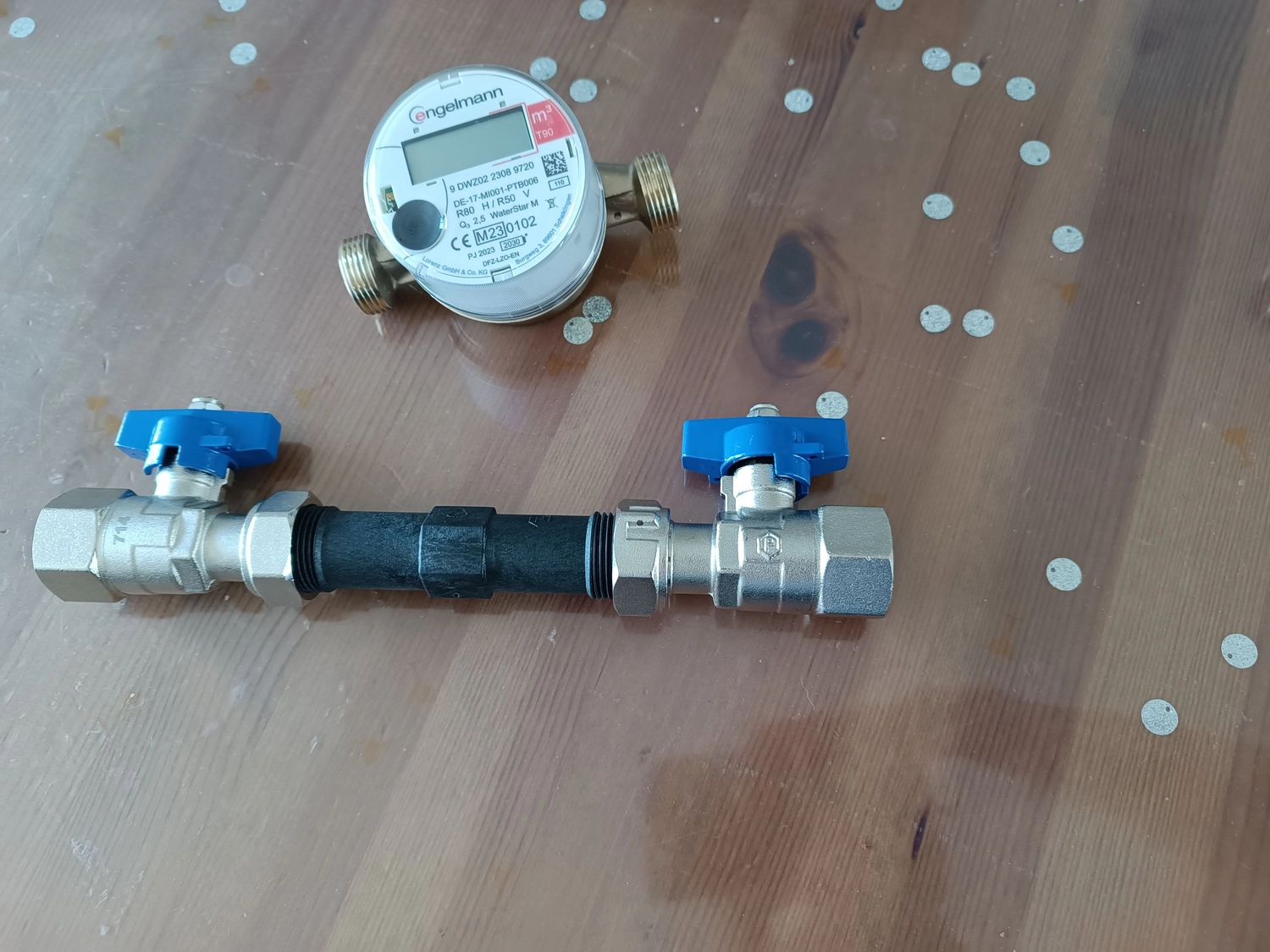 Fair Therm GmbH - Rechtskonforme Abrechnung und Analyse - WaterStar M Wasserzähler, ein Gerät zur Messung des Wasserverbrauchs für private oder gewerbliche Versorgungsunternehmen.